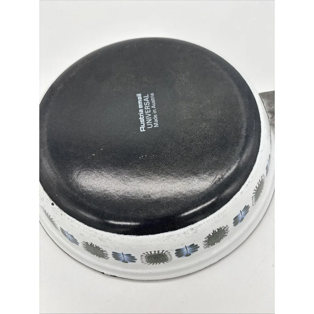 Vintage‎ Austria Email Frying Pan 9 Inches No Lid